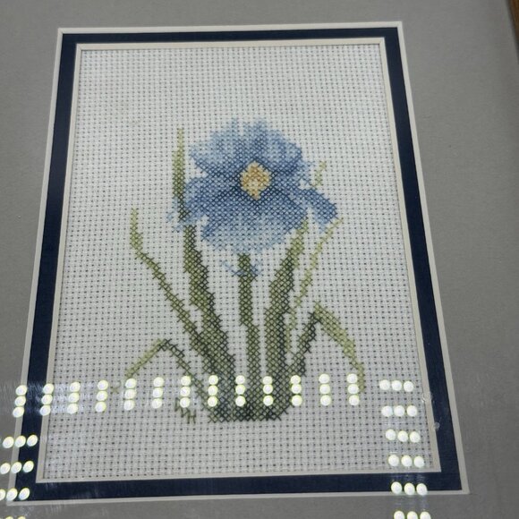 Vintage Cross Stitch Matted And Framed Blue Iris Flower - Picture 4 of 4
